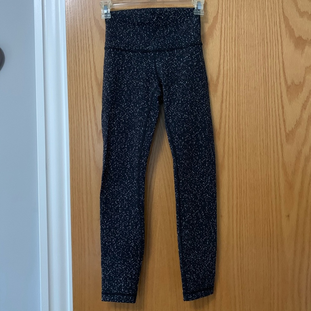 Lululemon Wunder Under HR 25” - Sz 2 - EUC!